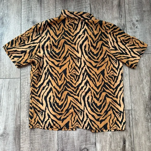 Vintage 1980s Tiger Print Blouse - Truffles - Picture 7 of 8